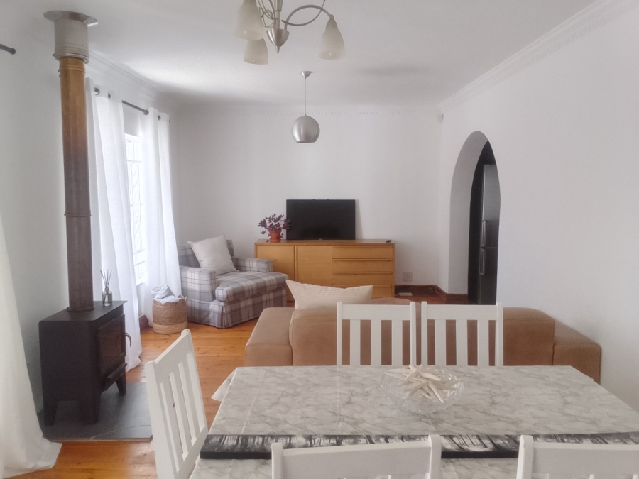 To Let  Bedroom Property for Rent in Loerie Park Western Cape